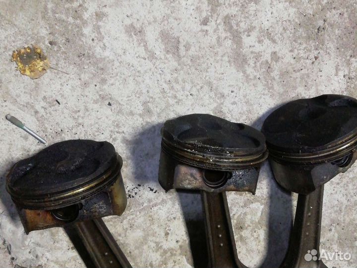 Поршень с шатуном бмв BMW n52b25