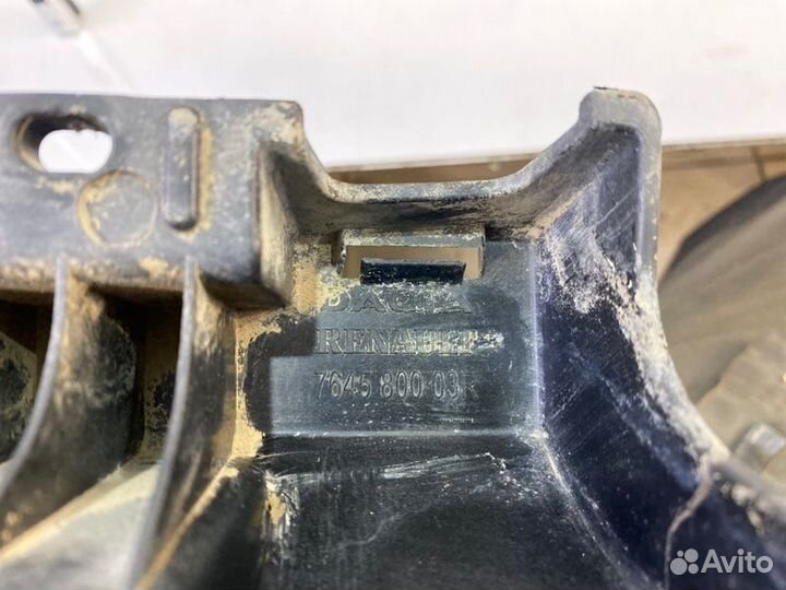 Крепление порога правое Renault Duster