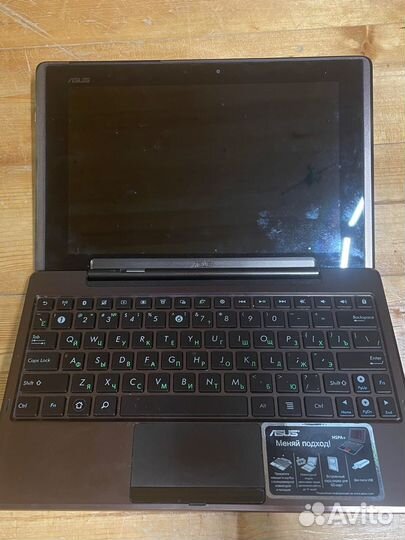 Планшет с клавиатурой Asus