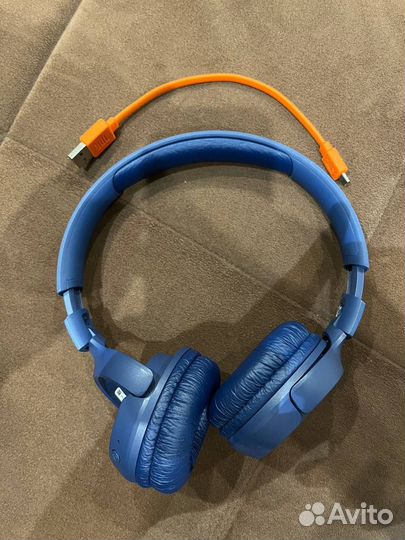 Беспроводные наушники jbl tune 590BT