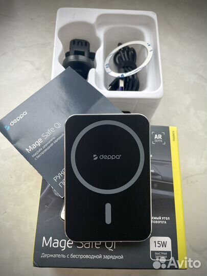 Держатель с беспроводной зарядкой Deppa Qi