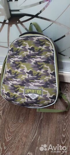 Рюкзак школьный