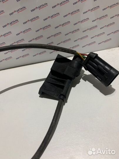 Датчик положения распредвала Opel Vectra B седан