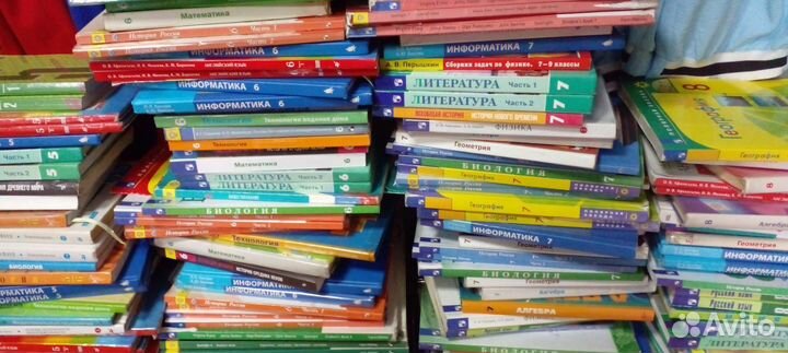 Продам учебники Разные классы