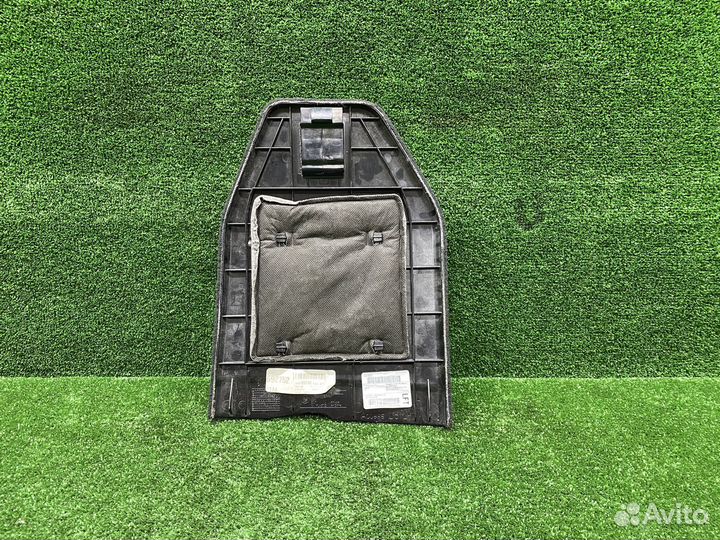 Обшивка багажника левая BMW X7 G07