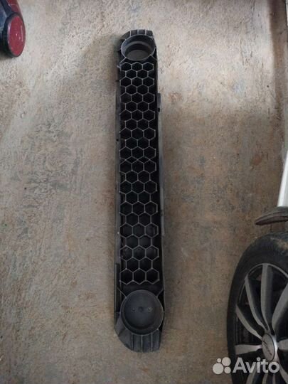 Передние усилитель бампера LADA Калина