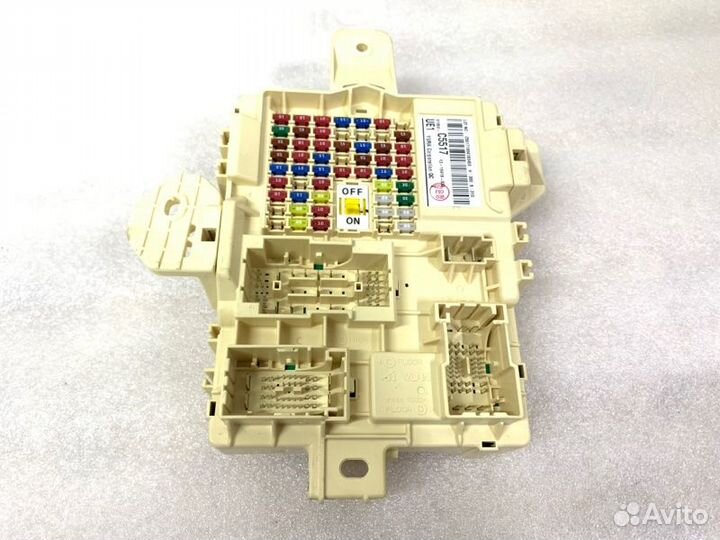 Блок предохранителей Kia Sorento Prime UM D4HB