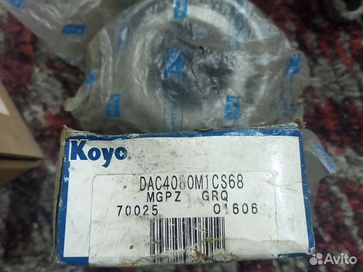 Передние ступичные подшипники Koyo Carisma