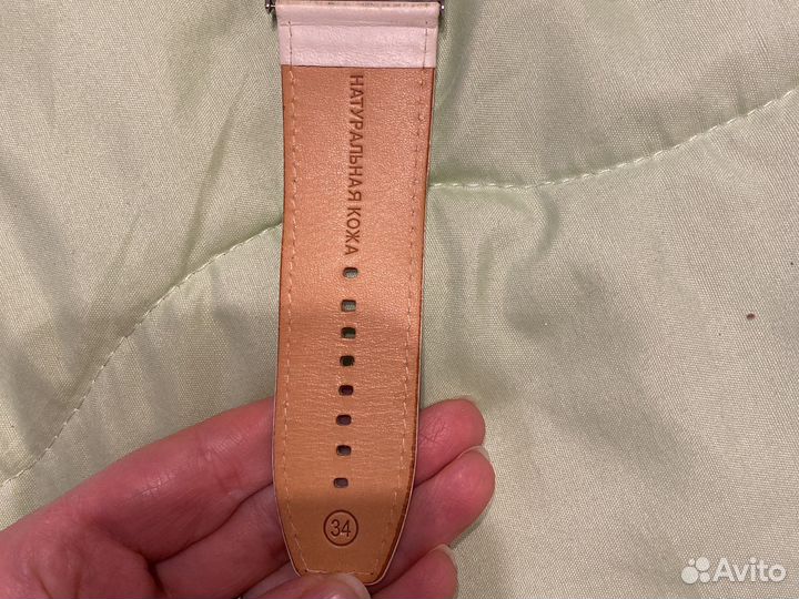 Наручные женские часы с двумя циферблатами