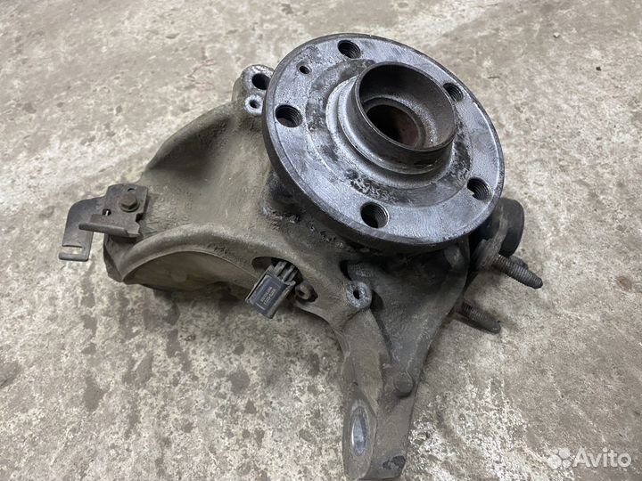 Правый кулак passat b6 b7 cc