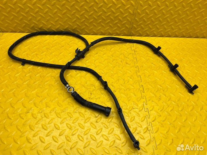 Трубка обратки форсунок Audi Q7 4M 4M CRT 2019