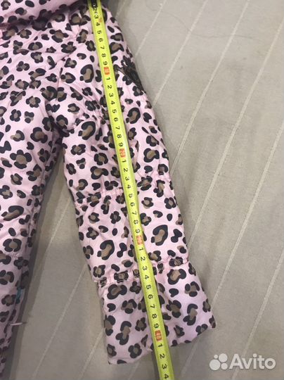 Продам куртку на девочку