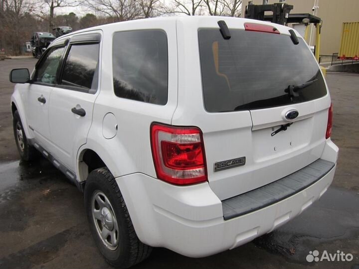 Разбор на запчасти Ford Escape