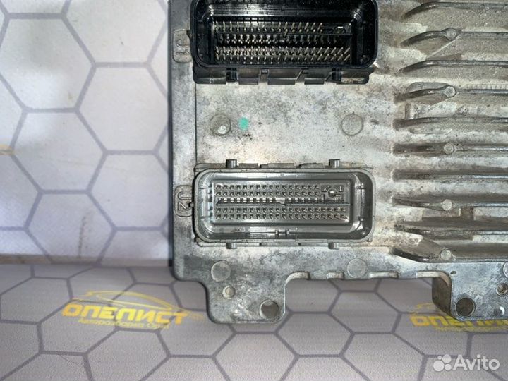 Эбу двигателем Chevrolet Captiva C140 LE9 2015