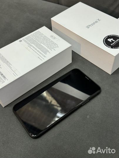 iPhone X, 64 ГБ