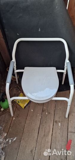 Стул туалет новый