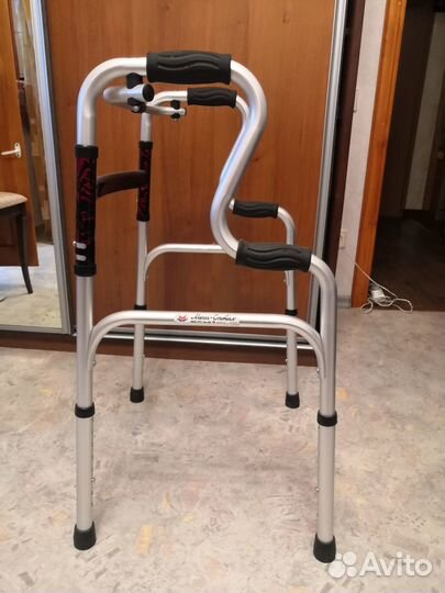 Ходунки для взрослых шагающие