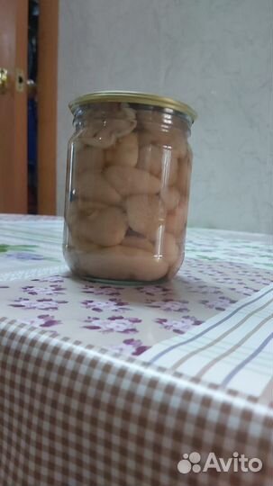 Грибы маринованные (Маслята)