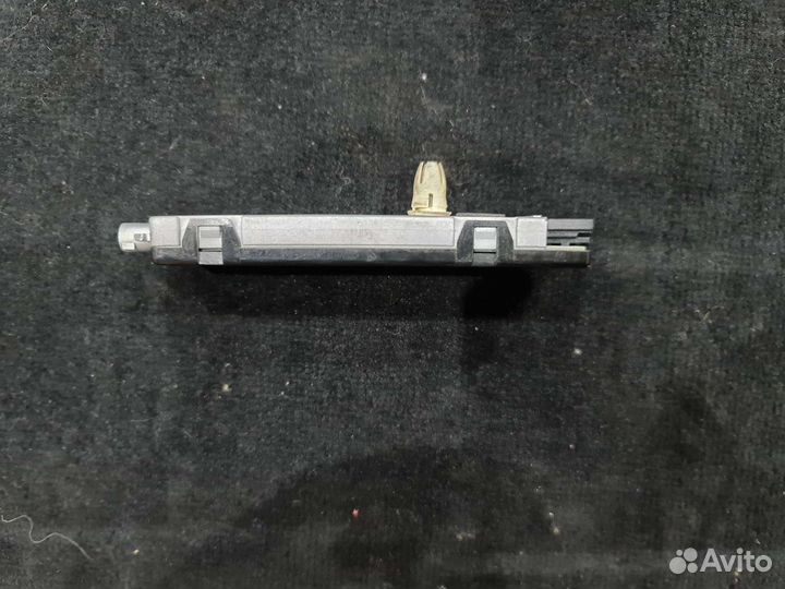 Усилитель радиоантенны Mercedes W212