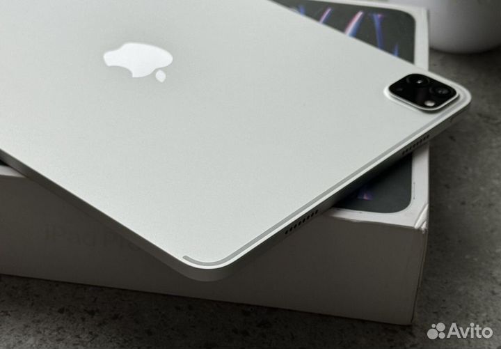 iPad Pro 11 2022 m2 128 gb WiFi Гарантия