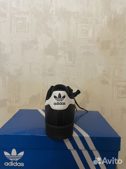 Adidas superstar