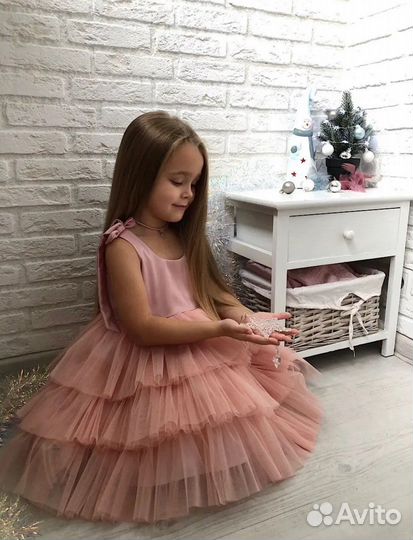 Платье праздничное для девочки