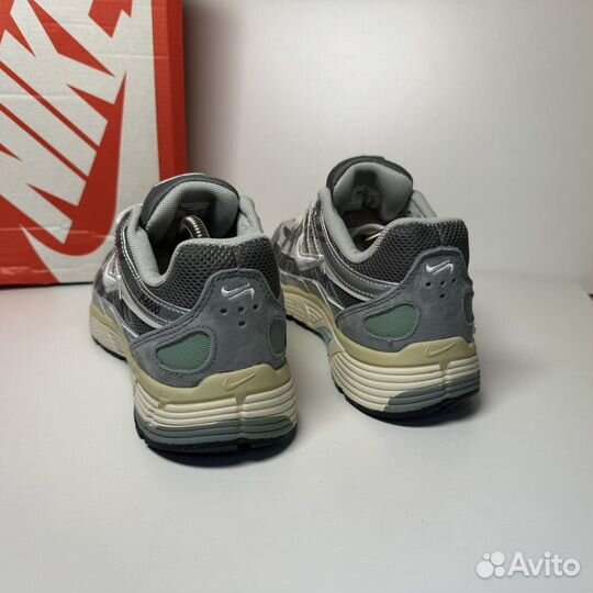 Мужские кроссовки nike p600