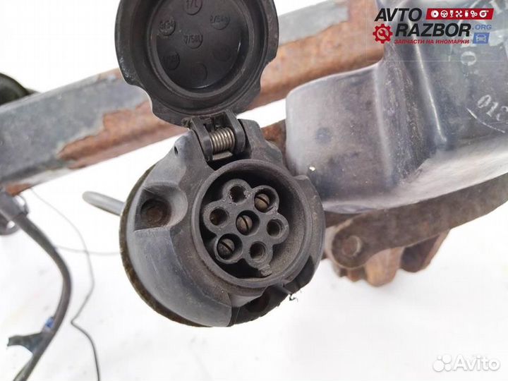 Фаркоп VW Passat (B6) 2005-2010