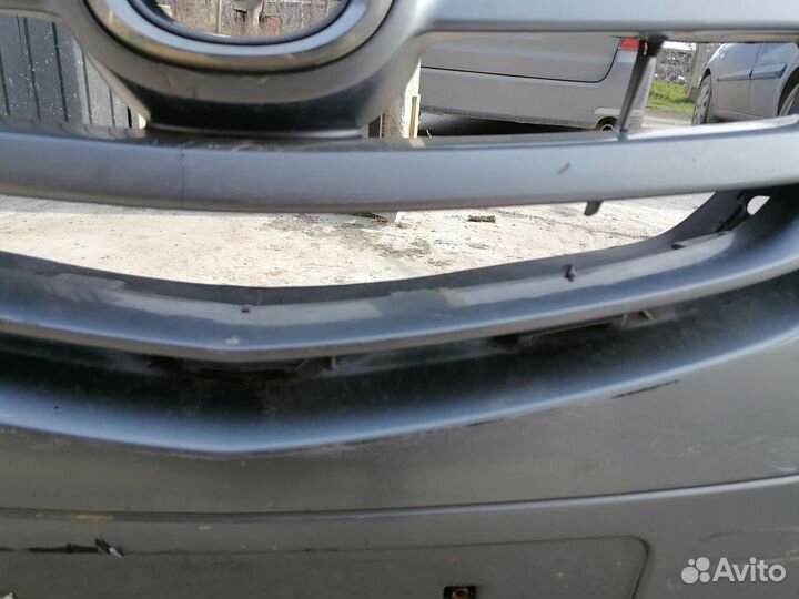 Бампер передний мазда MPV 2001 г