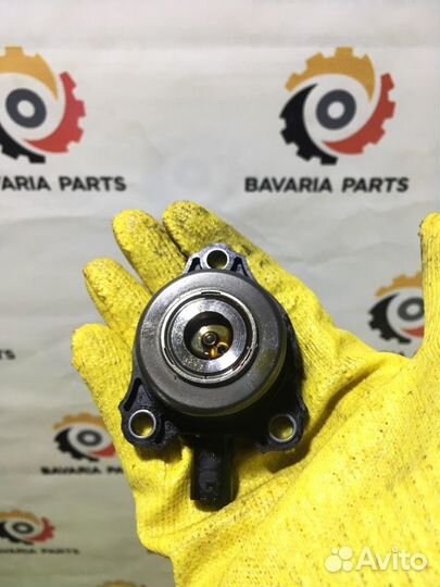 Клапан электромагнитный m272 Mercedes E W212 3.0