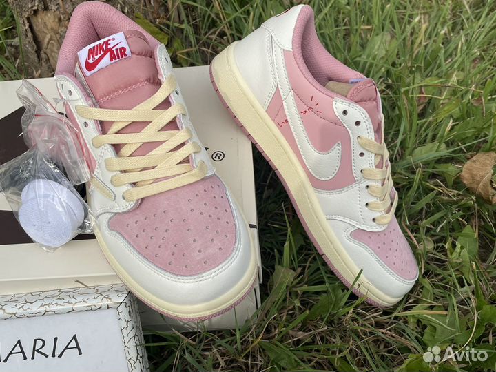 Travis Scott x Air Jordan 1 Low Shy Pink