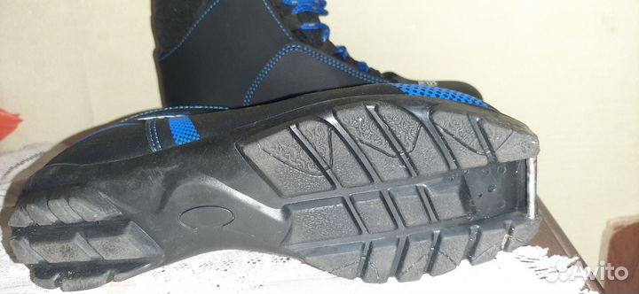 Ботинки лыжные