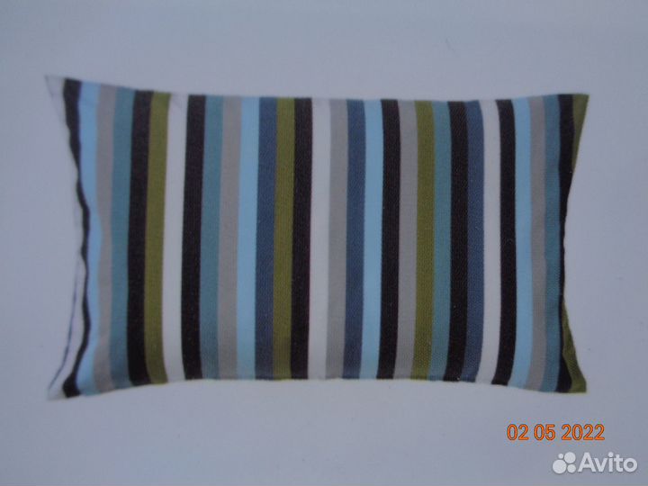 Икеа наволочка на диванную или кроватную подушку