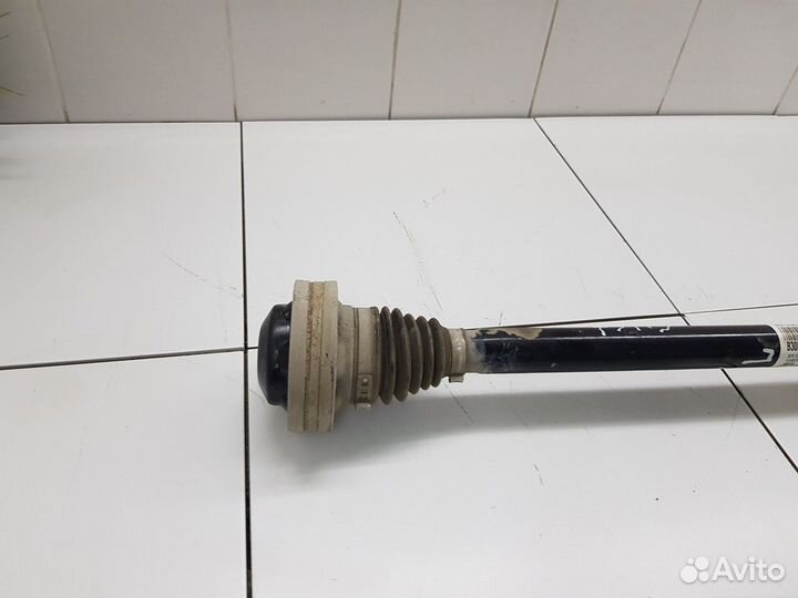 Полуось (привод) задний (левый) (Genesis G80 I)