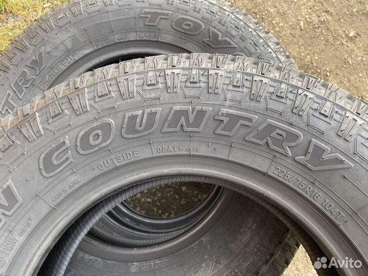 Toyo Open Country A/T Plus 225/75 R16 104T
