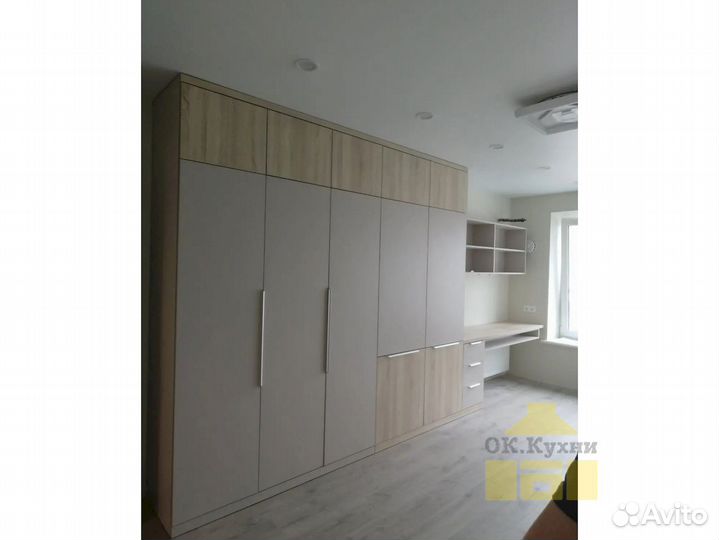 Шкаф в детскую