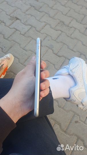 iPhone Xr, 128 ГБ