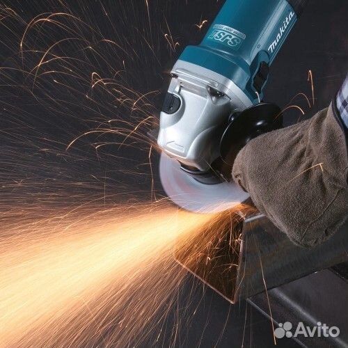 Угловая шлифмашина Makita GA5040C