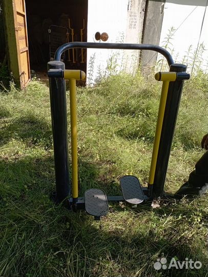 Уличный тренажер бу