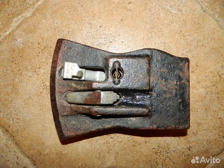 Колун с расклинивателями СССР