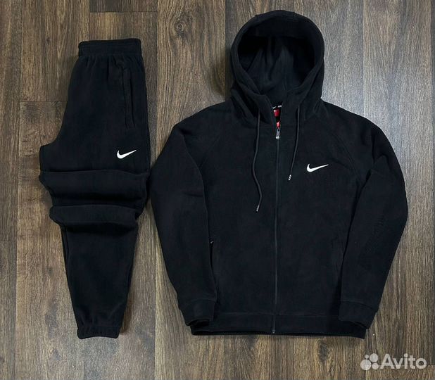 Спортивный костюм Nike на флисе