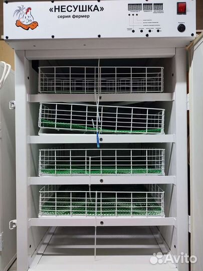 Инкубатор Несушка Фермер 400,300,252,200,189
