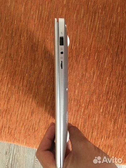 Ноутбук Haier A1410EM