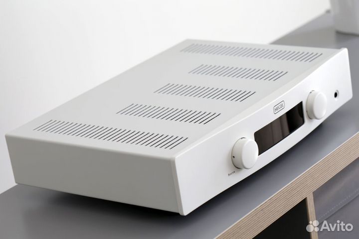 Новый интегральный усилитель Hegel H120 запечатан