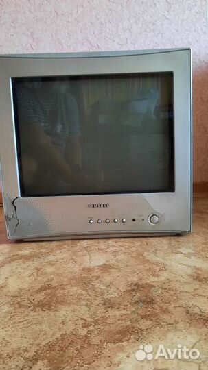 Телевизор samsung