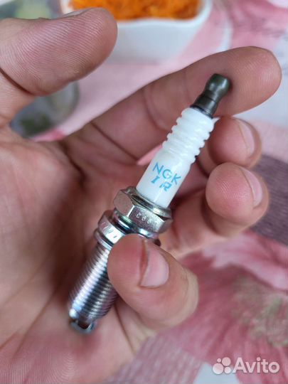 Свечи зажигания иридиевые ngk