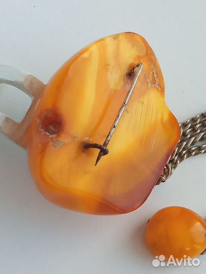 Янтарная брош СССР