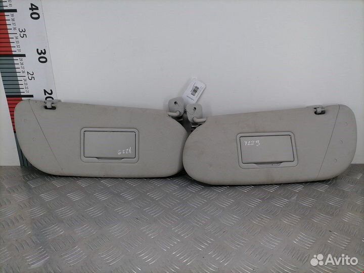 Козырек солнцезащитный для Seat Alhambra 7M3857551