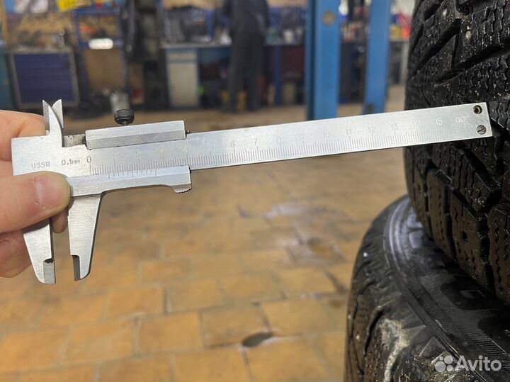 R16 Roadstone Winguard WinSpike SUV 235/60, PCD 5x114.3 DIA 66.1