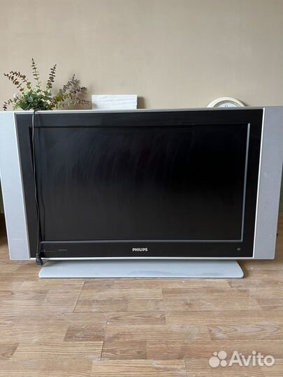 Продам телевизор бу